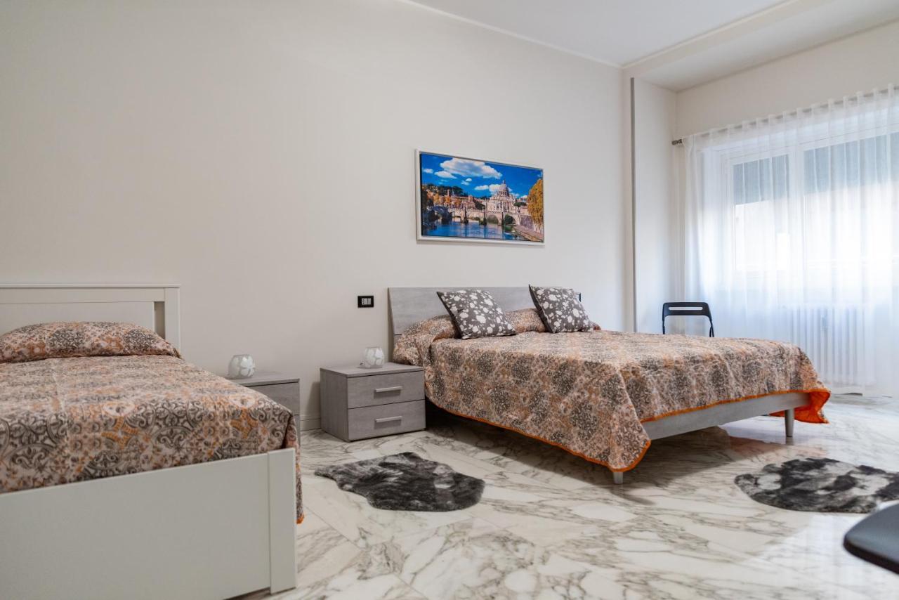 Locazione Turistica Via Dei Savorelli 120 Rome Extérieur photo